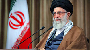 الگوی حکمرانی در اندیشه امام خامنه‌ای؛ واکاوی پنج مؤلفه راهبردی در مدیریت بحران و سیاست‌ورزی
