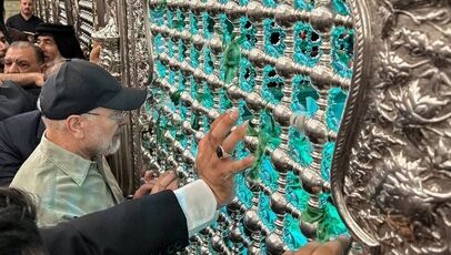 رئیس مجلس در پایان دیدارهای فشرده پارلمانی در عراق به زیارت کاظمین رفت