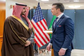 رایزنی دفاعی ریاض و واشنگتن؛ خالد بن سلمان با هگست گفت‌وگو کرد