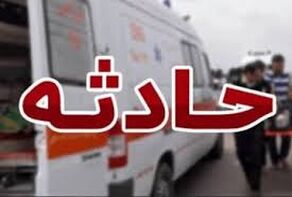 برخورد خودروی سواری با کارگران در جاده آذرشهر-تبریز