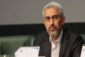 ورود وزیر اقتصاد ایران به مسکو و استقبال سفیر کشورمان