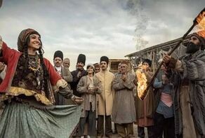«سرخ و سیاه» به فیلیمو می‌آید؛ پارسا پیروزفر و علی شادمان در یک داستان عاشقانه تاریخی
