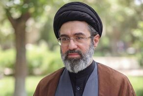 مقاومت تنها راه مقابله با آمریکا و اسرائیل است