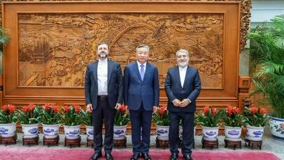 تهران و پکن درباره تحولات منطقه رایزنی کردند