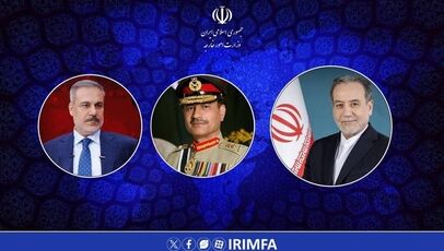  رایزنی عراقچی با فرمانده ارتش پاکستان و وزیر خارجه ترکیه درباره تحولات منطقه