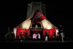 در شب دهم سومین سوگواره محرم شهر در میدان آزادی چه گذشت؟