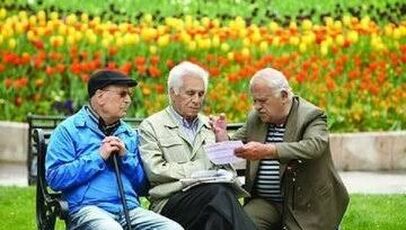 معوقات اردیبهشت بازنشستگان چه زمانی واریز می‌شود؟