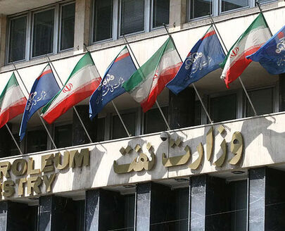 وزیر نفت رفت؛ اما حساب نفت روی میز است