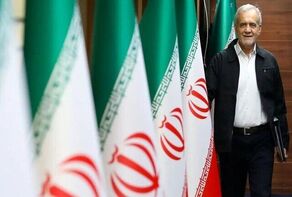 ارزیابی کارنامه دو‌ساله دولت چهاردهم؛ مدیریت همزمان بحران‌های معیشتی و نظامی در پاستور