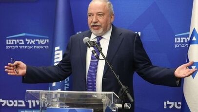 مخالفان نتانیاهو او را به سوءاستفاده از تهدید ایران متهم کردند
