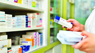 دستور رئیس سازمان بازرسی برای نظارت ویژه بر تأمین دارو و مقابله با انحصار