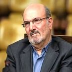مهم‌ترین وظیفه دولت پس از جنگ، کاهش تورم و گسترش روابط با جهان است