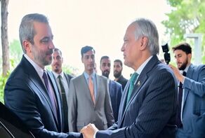 دیدار تاریخی وزیر خارجه سوریه از پاکستان پس از ۱۹ سال