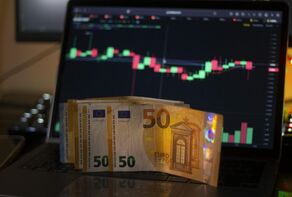 قیمت یورو امروز پنجشنبه ۱۶ مهر ۱۴۰۵؛ یورو عقب نشست