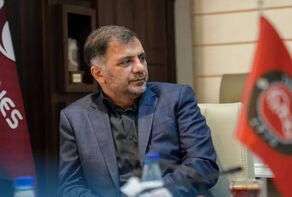 کنایه مدیرعامل تراکتور به استقلال