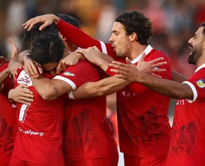 نیمه نخست با برتری دو گله پرسپولیس مقابل شمس‌آذر