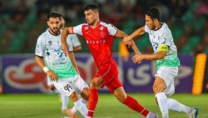 پرسپولیس با شکست ذوب‌آهن به یک قدمی صدر رسید